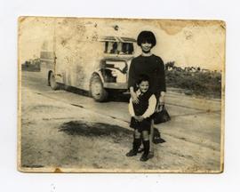 Carolina Alejandra Figueredo con Francisca, prima hermana de su padre.